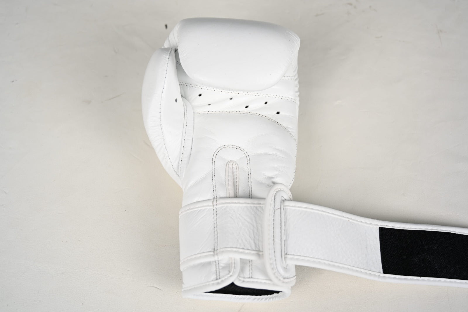 VERO - Contour - Series Boxing Gloves - White & Blue - Vero Fightwear